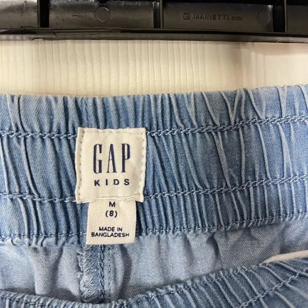 2 pairs of Gap joggers blue and khaki parachute pants size 8